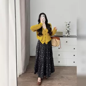 HCOM79594 - áo len + chân váy hoa 2 lớp