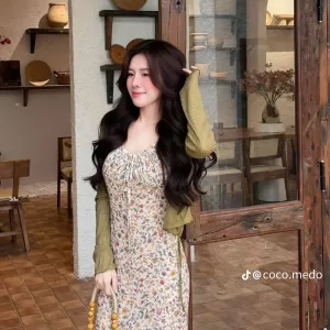 Set váy 2 dây hoa nhí kèm áo cardigan
